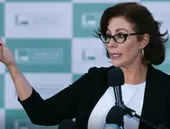 Carla Zambelli renuncia ao mandato após STF confirmar cassação