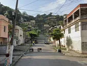 Passageira de carro por app é baleada em Niterói