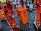 Rio abre 400 vagas para garis; veja como concorrer