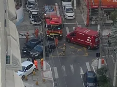 Acidente com vítimas em rua movimentada de Icaraí, em Niterói