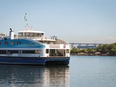 Barcas das linhas Ilha do Governador e Niterói interditadas pela Marinha