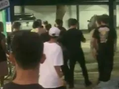 Briga generalizada é flagrada em tradicional clube de Niterói