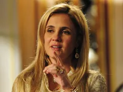 Carminha pode voltar em continuação de ‘Avenida Brasil’