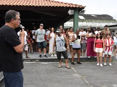 Comunidade faz ato para salvar clube histórico de Niterói