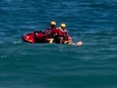Corpo é resgatado em praia da Região Oceânica de Niterói