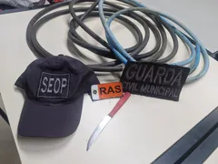 Dupla é presa em flagrante furtando cabos em Icaraí, Niterói