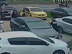 Homem sai atirando em outro na Avenida Brasil; veja vídeo