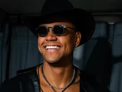 Influenciadora revela ter descartado Léo Santana e Vini Jr.