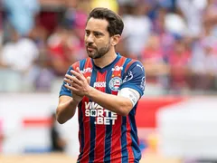 Jogador Everton Ribeiro, ex-Fla, é diagnosticado com câncer