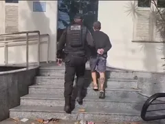 Ladrão de linguiça é preso em Niterói