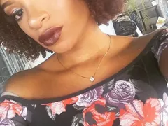 ‘Mamãe foi baleada’: morte de jovem com filho no colo destrói família de SG