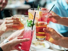 Metanol: restaurante de Niterói suspende venda de destilados