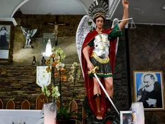 Missa em Niterói tem horário mudado por causa do Flamengo; entenda