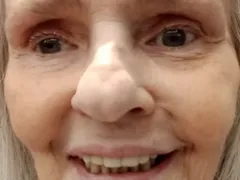 Morre a cantora Angela Ro Ro, aos 75 anos, no Rio