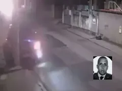 Vídeo mostra colisão de carro com poste na Baixada; PM morreu