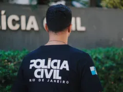 Receptadores de celulares roubados são flagrados em feira na Baixada