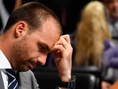 STF avança para tornar Eduardo Bolsonaro réu por coação