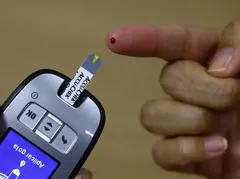 Sensores de glicose de graça em Niterói: projeto é aprovado na Câmara