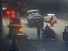 Trânsito parado no Centro de Niterói