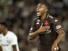 Vasco bate o Fluminense e sobe na tabela do Brasileirão