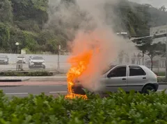 Veja o que faz os carros pegarem fogo nas ruas de Niterói e São Gonçalo