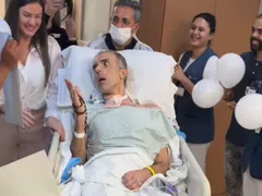 Vídeo: piloto de Niterói recebe alta do CTI e emociona equipe médica