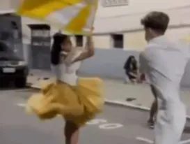 Samba, ruas fechadas e clima de Carnaval no Centro de Niterói