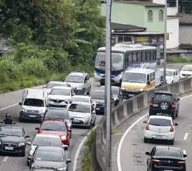 Acidente com motos para a RJ-104 nesta sexta-feira (6)