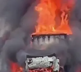 Caminhão pega fogo na BR-101 e assusta motoristas; vídeo