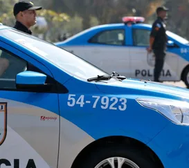 Caminhoneiro é sequestrado por criminosos na Avenida Brasil