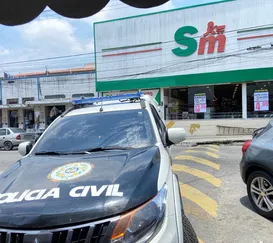 Supermercados atacados a tiros em São Gonçalo