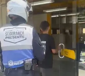 Jovem é preso ao usar conta falsa de aplicativo em Niterói