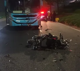 Jovem morre em acidente de moto na Avenida Brasil