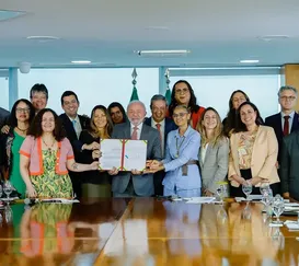 Lula sanciona lei que proíbe testes em animais para cosméticos
