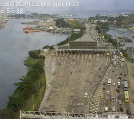 Manhã de acidentes na Ponte Rio-Niterói