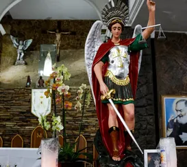 Missa em Niterói tem horário mudado por causa do Flamengo; entenda