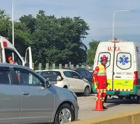 Motociclista morre após acidente com van na Ponte Rio-Niterói