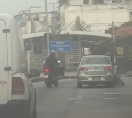 Motorista tenta atropelar bandidos e acaba atacado a tiros