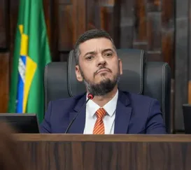 Rodrigo Bacellar deixa prisão e volta para casa com tornozeleira