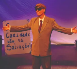 Teatro de Niterói recebe peça sobre Chico Xavier