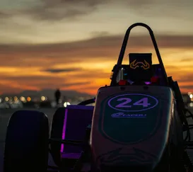 UFF quer acelerar com carro de corrida feito por alunos; saiba como ajudar