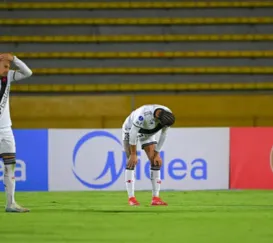 Vexames se acumulam e repercutem campanha do Vasco na 'Sula'