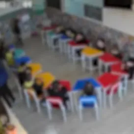 Criança de 4 anos é agredida por professora em escola; vídeo