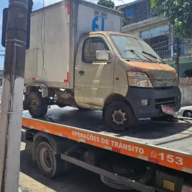 Operação recupera espaço público em bairro de Niterói