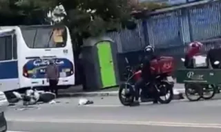Imagem ilustrativa da imagem Acidente com motociclista na Zona Sul de Niterói; vídeo