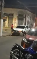 Imagem ilustrativa da imagem Acidente entre carros causa transtorno em Niterói; vídeo