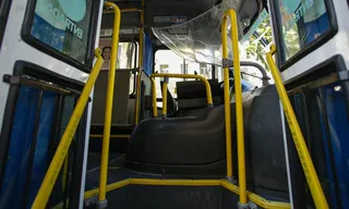 Imagem ilustrativa da imagem Ameaças forçam empresa de ônibus a abandonar sede no Complexo de Israel