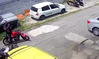 Imagem ilustrativa da imagem Bandido que ajudou matar PM é preso dentro de UPA