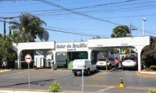 Imagem ilustrativa da imagem Bolsonaro deixa prisão domiciliar para fazer exames médicos