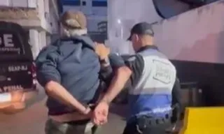 Imagem ilustrativa da imagem Criminoso atira em dois homens em mercado no Rio